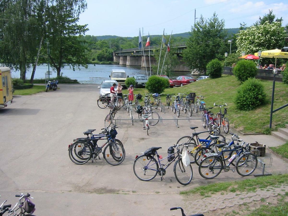 Gaestezimmer Auf Dem Campingplatz Konz Esterno foto